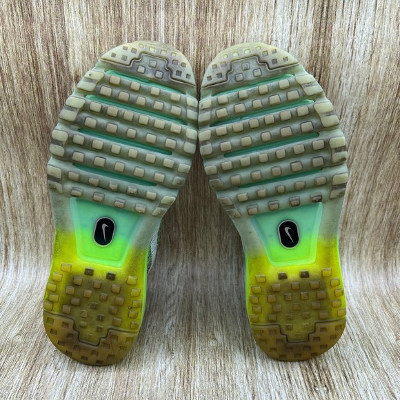 Nike Flyknit Air Max Women's Size 8 Running Shoes Light Charcoal Volt 620659-017 - Picture 8 of 10
